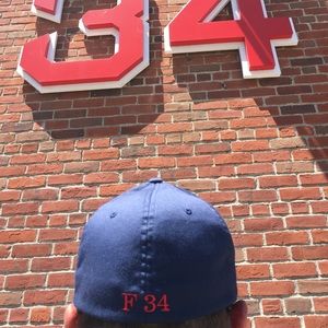 Meet your Posher, Eric